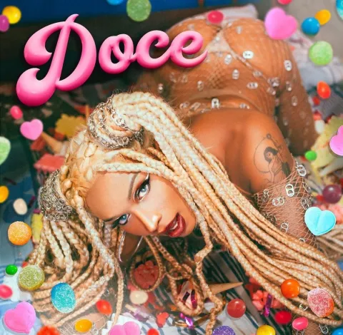 Lia Clark — Doce cover artwork