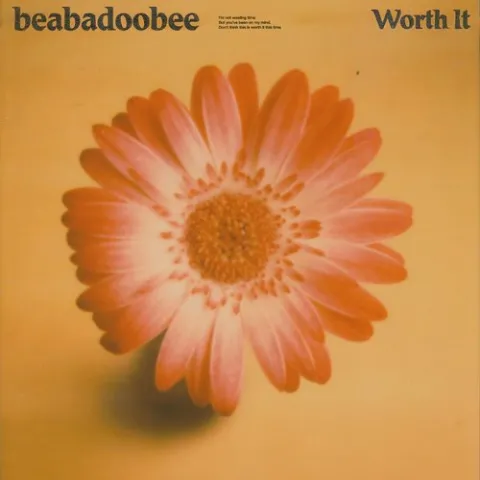 beabadoobee — Worth It cover artwork