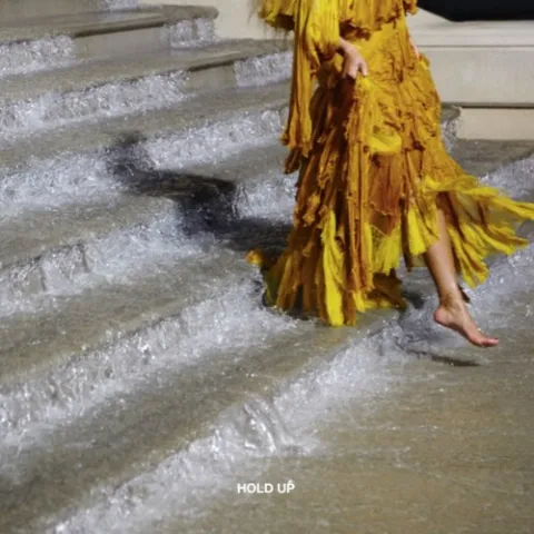 Beyoncé — Hold Up cover artwork