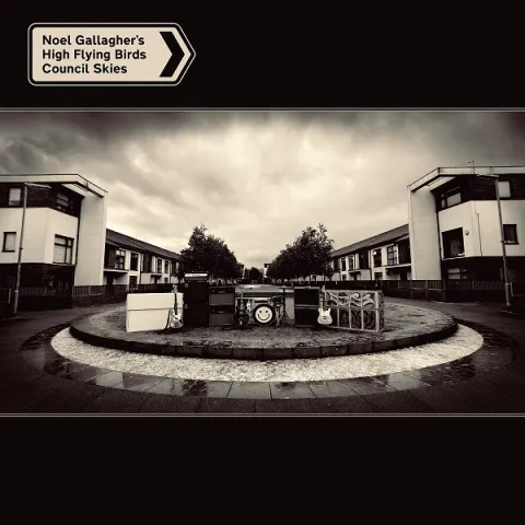 Noel Gallagher's High Flying Birds Easy Now cover artwork