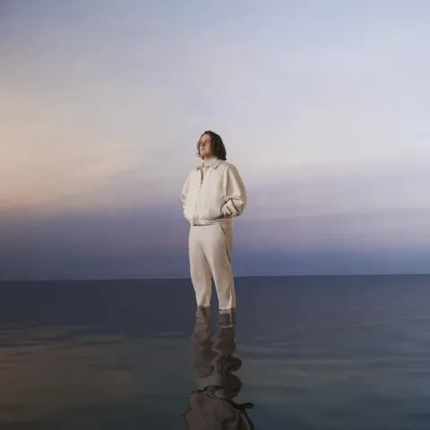 Lewis Capaldi — How I&#039;m Feeling Now cover artwork