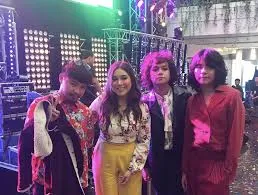 IV of Spades & Moira Dela Torre — Huli Na Ba Ang Lahat cover artwork