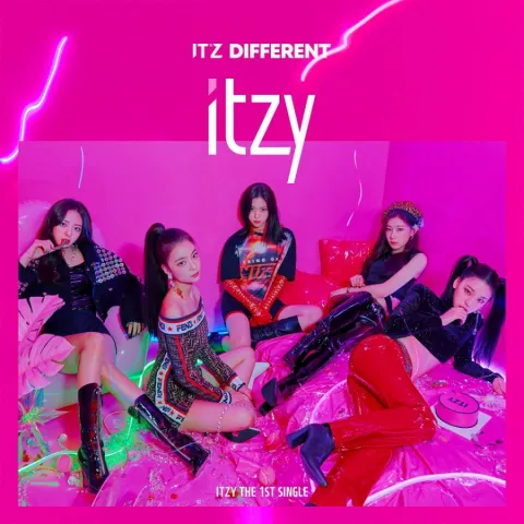 ITZY — DALLA DALLA cover artwork