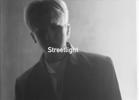 Changbin featuring Bang Chan — Streetlight cover artwork